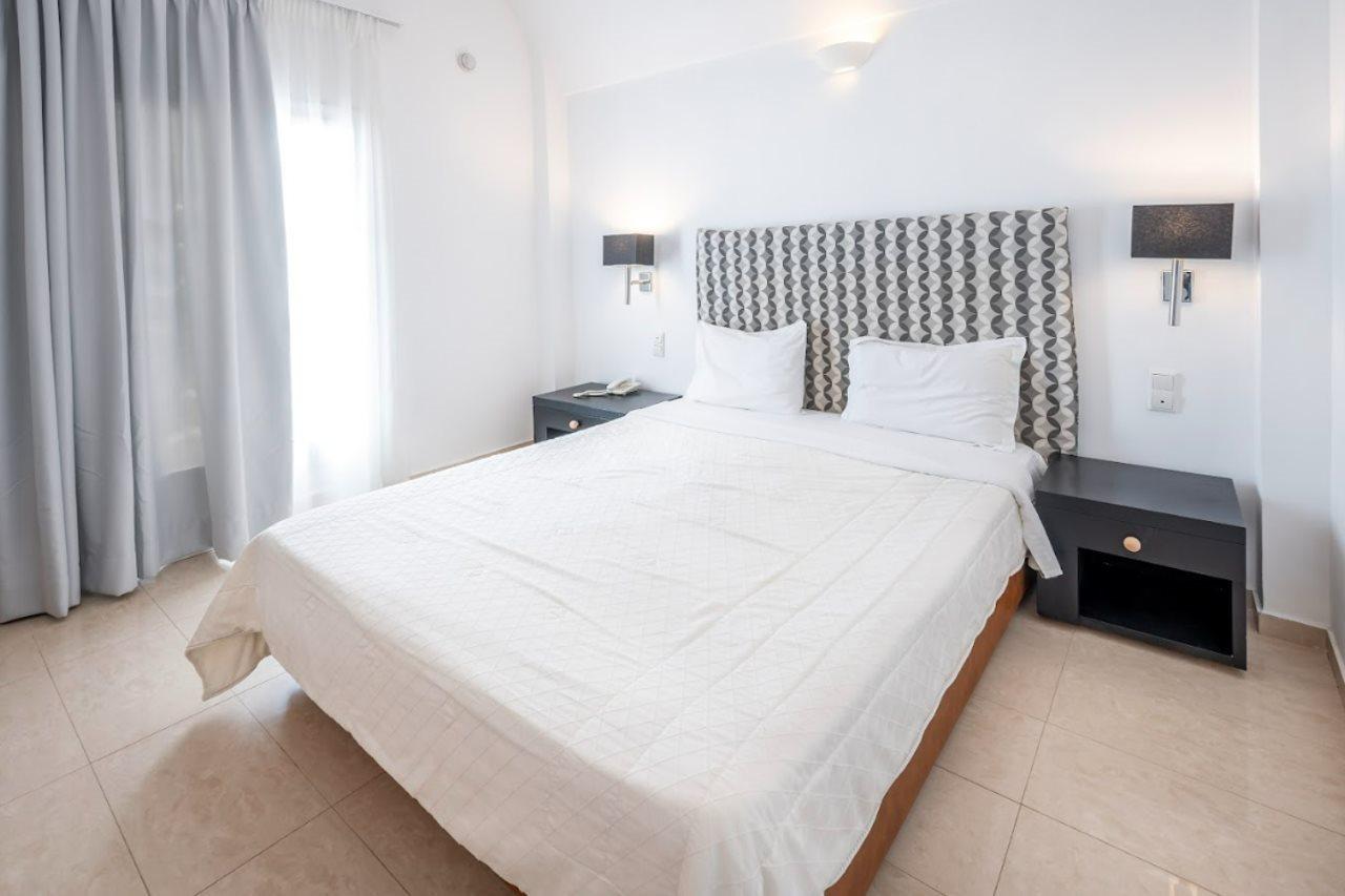 Orizontes Hotel Santorini Pyrgos Kallistis Bagian luar foto