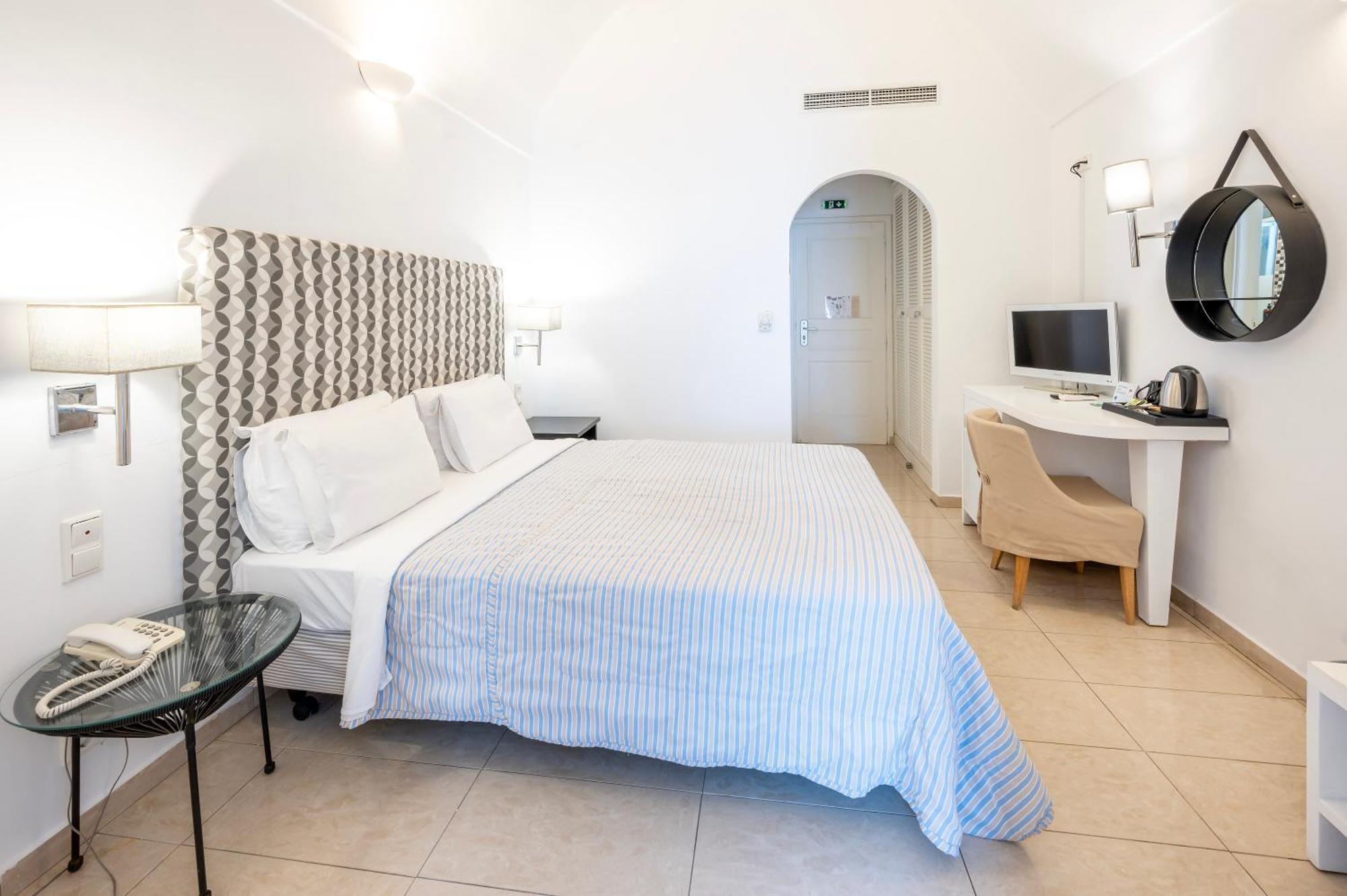 Orizontes Hotel Santorini Pyrgos Kallistis Bagian luar foto